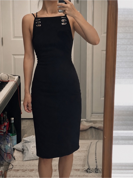 Finders Keepers Dresses & Skirts - Finders Keepers Sleek Black Asymmetrical Dress